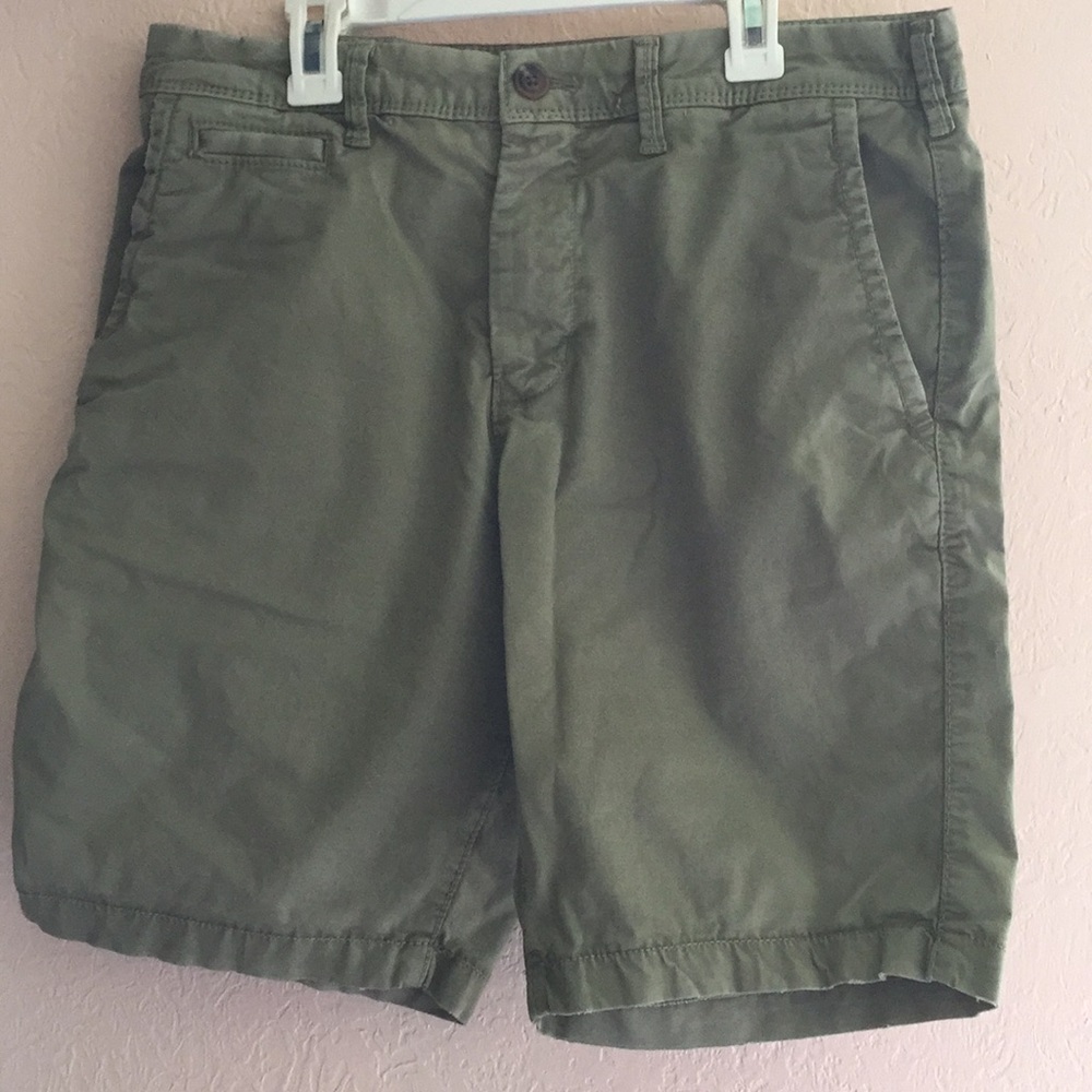 Men’s cargo shorts